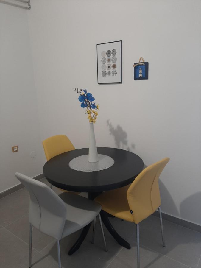 Apartment Sandra Rabac Exterior foto