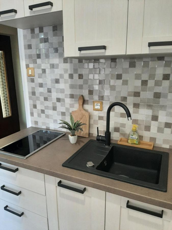 Apartment Sandra Rabac Exterior foto